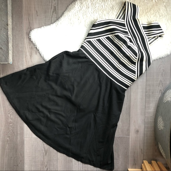 Anthropologie Crosswise Flare Dress Size 12 - Picture 4 of 8